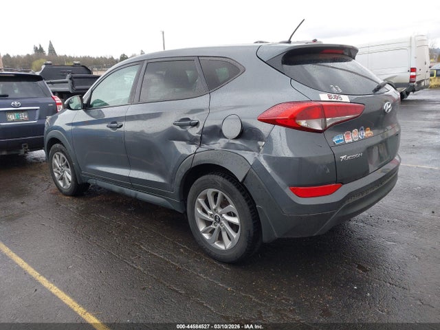 KM8J23A44HU399447 Hyundai TUCSON SE