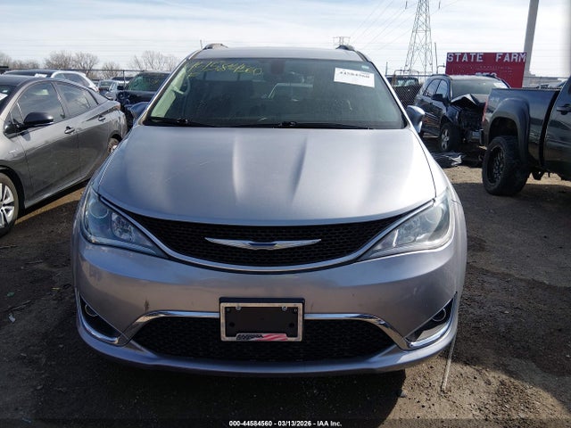 Продажа на аукционе авто 2018 Chrysler Pacifica Touring L, vin: 2C4RC1BGXJR217304, номер лота: 44584560