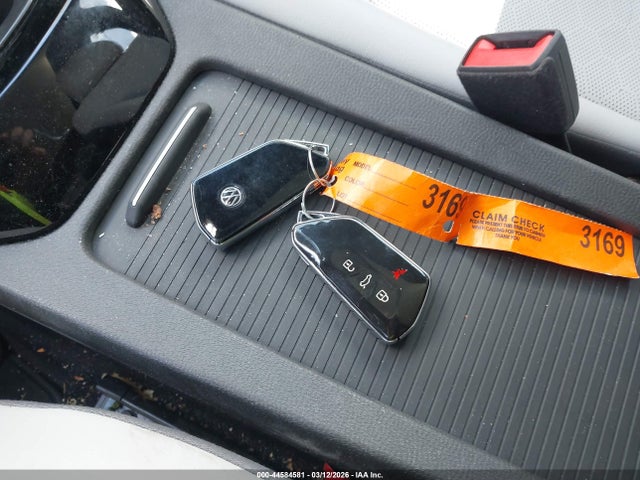 2022 VOLKSWAGEN ID.4 WVGTMPE22NP070680 Photo 10