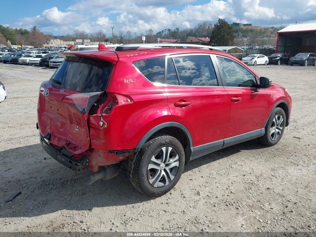 Toyota RAV4 LE 2017 JTMBFREV9HJ154017 Image 4