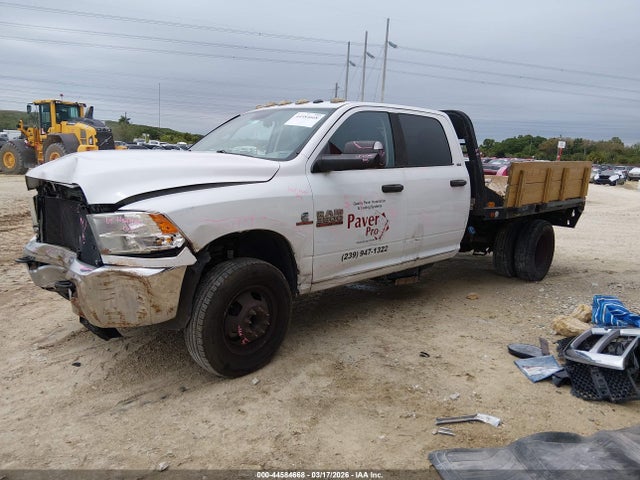 44584668 :رقم المزاد ، 3C7WRTCL1FG623156 vin ، 2015 Ram 3500 Chassis Tradesman/slt/laramie مزاد بيع