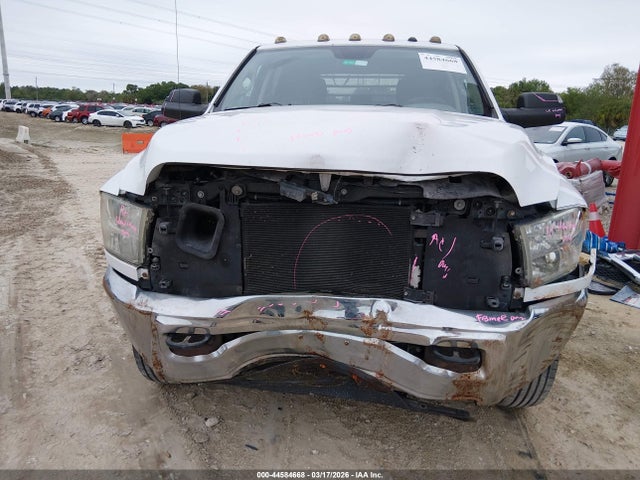 44584668 :رقم المزاد ، 3C7WRTCL1FG623156 vin ، 2015 Ram 3500 Chassis Tradesman/slt/laramie مزاد بيع