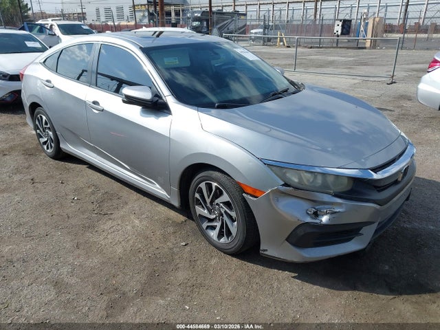 Honda CIVIC EX 2018 19XFC2F70JE205781 Image 1