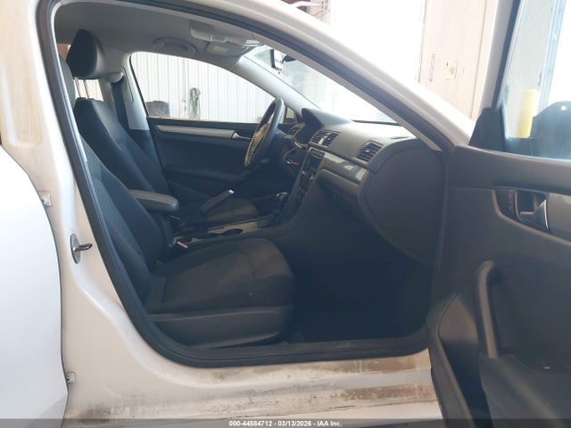 Volkswagen Passat 1.8t S 2014 1VWAT7A30EC038537 Image 5