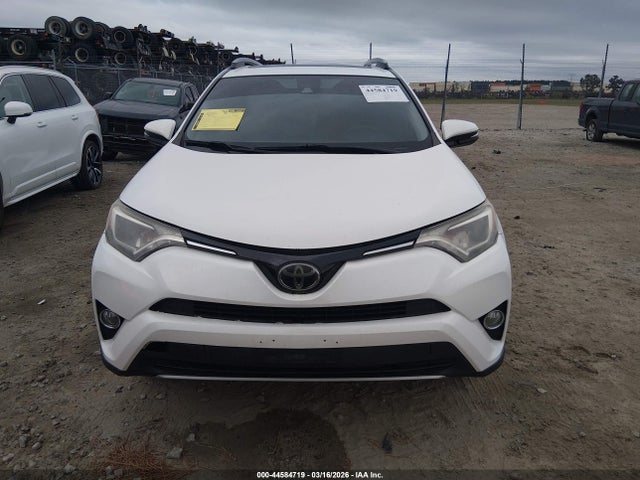 Toyota Rav4 Xle 2018 JTMRFREV0JJ195477 Image 13