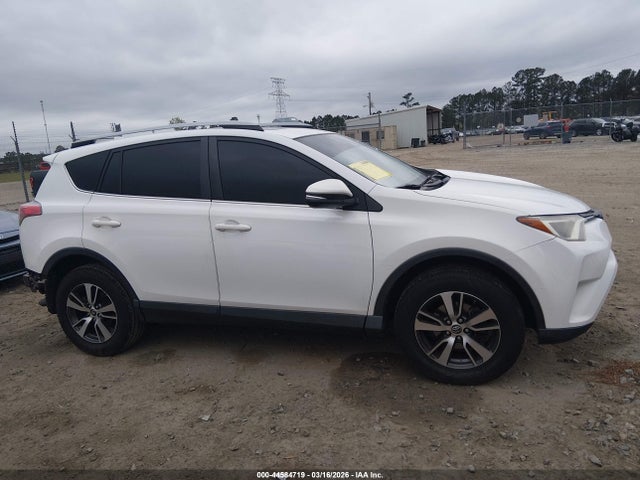 Toyota Rav4 Xle 2018 JTMRFREV0JJ195477 Image 14