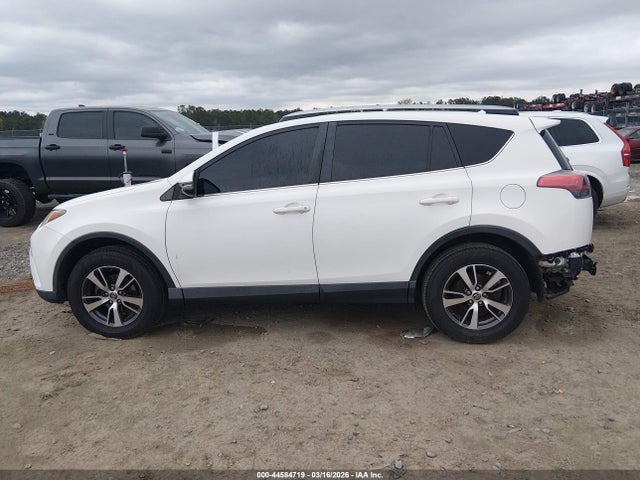 Toyota Rav4 Xle 2018 JTMRFREV0JJ195477 Image 15