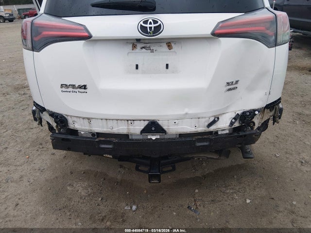 Toyota Rav4 Xle 2018 JTMRFREV0JJ195477 Image 6