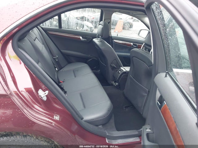 44584732 :رقم المزاد ، WDDGF81X98F122667 vin ، 2008 Mercedes-benz C 300 Luxury 4matic/sport 4matic مزاد بيع