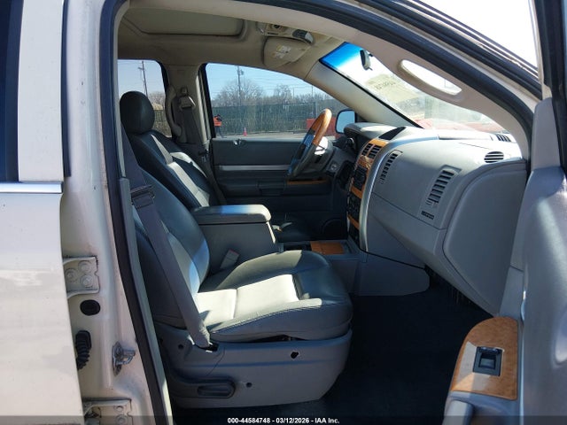 44584748 :رقم المزاد ، 1A8HW58P77F585742 vin ، 2007 Chrysler Aspen Limited مزاد بيع