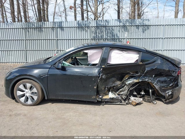 44584786 :رقم المزاد ، 7SAYGDEE4PF765382 vin ، 2023 Tesla Model Y Awd/long Range Dual Motor All-wheel Drive مزاد بيع