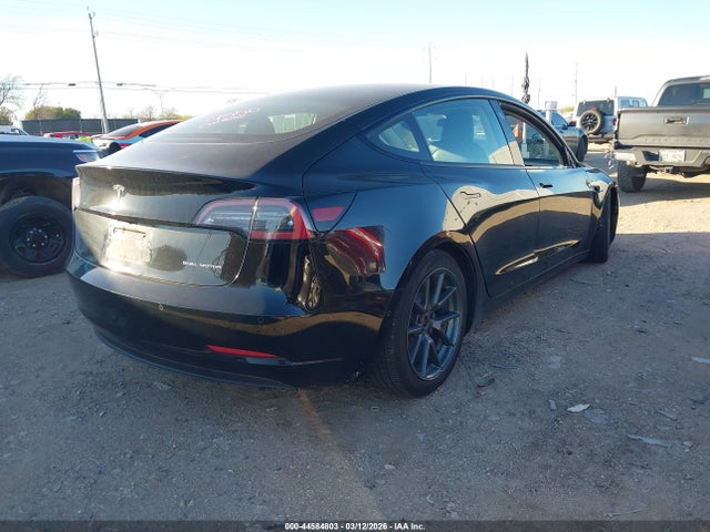 2022 Tesla Model 3 Long Range Dual Motor All-wheel Drive მანქანა იყიდება აუქციონზე, vin: 5YJ3E1EB8NF185020, აუქციონის ნომერი: 44584803