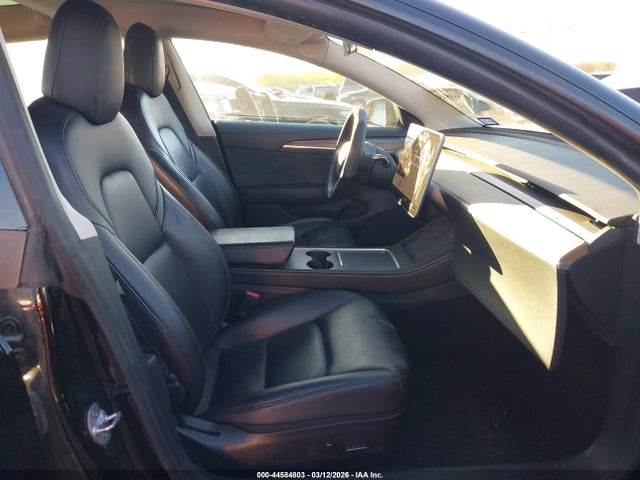 2022 Tesla Model 3 Long Range Dual Motor All-wheel Drive მანქანა იყიდება აუქციონზე, vin: 5YJ3E1EB8NF185020, აუქციონის ნომერი: 44584803