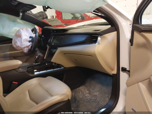 2017 Cadillac Xt5 Luxury მანქანა იყიდება აუქციონზე, vin: 1GYKNDRS4HZ294638, აუქციონის ნომერი: 44584806