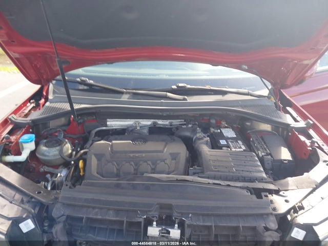2018 Volkswagen Tiguan 2.0t S მანქანა იყიდება აუქციონზე, vin: 3VV1B7AXXJM208423, აუქციონის ნომერი: 44584818