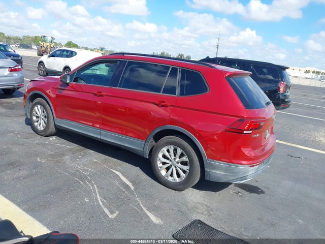 2018 Volkswagen Tiguan 2.0t S მანქანა იყიდება აუქციონზე, vin: 3VV1B7AXXJM208423, აუქციონის ნომერი: 44584818