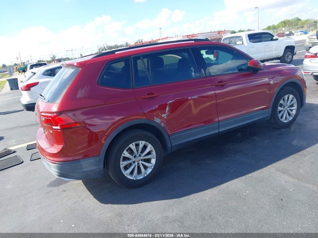 2018 Volkswagen Tiguan 2.0t S მანქანა იყიდება აუქციონზე, vin: 3VV1B7AXXJM208423, აუქციონის ნომერი: 44584818
