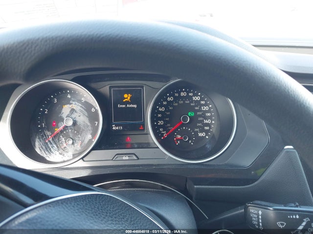 2018 Volkswagen Tiguan 2.0t S მანქანა იყიდება აუქციონზე, vin: 3VV1B7AXXJM208423, აუქციონის ნომერი: 44584818