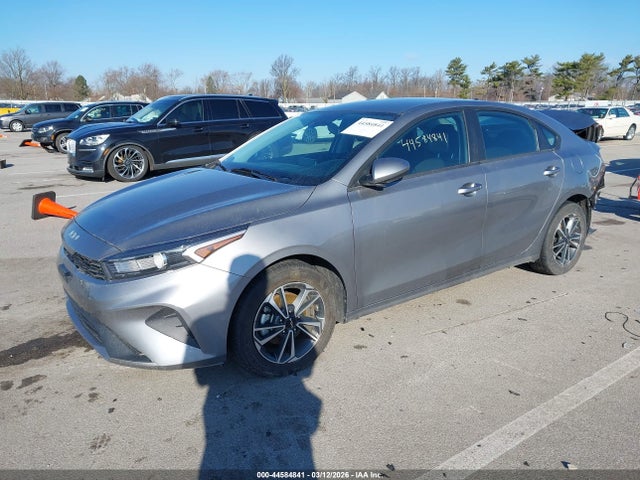 KIA Forte Lxs 2024 3KPF24AD7RE738606 Image 2