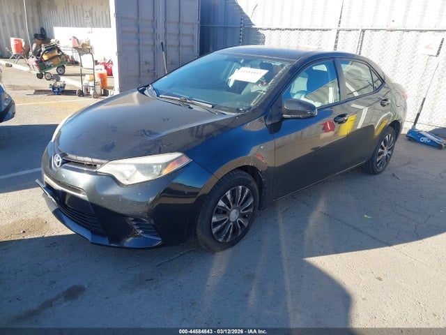 Toyota COROLLA LE 2016 5YFBURHE3GP396149 Image 2