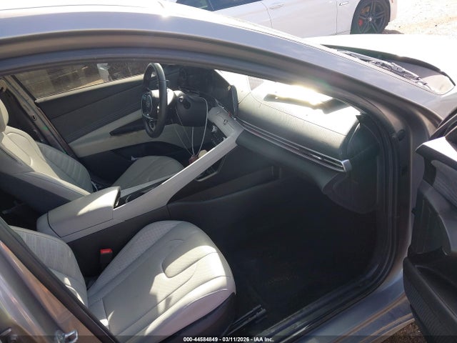 2024 Hyundai Elantra Limited მანქანა იყიდება აუქციონზე, vin: KMHLP4DG9RU641849, აუქციონის ნომერი: 44584849