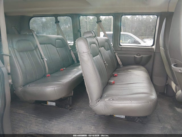 Chevrolet Express 2500 Ls 2017 1GAWGEFF2H1292957 Image 8