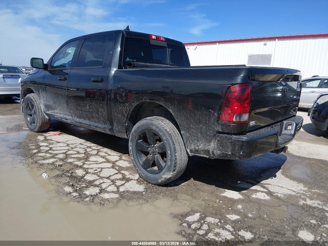 44584868 :رقم المزاد ، 1C6RR7LG6JS294841 vin ، 2018 Ram 1500 Big Horn  4x4 5'7 Box مزاد بيع