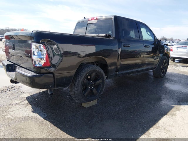44584868 :رقم المزاد ، 1C6RR7LG6JS294841 vin ، 2018 Ram 1500 Big Horn  4x4 5'7 Box مزاد بيع