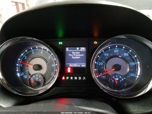 2011 Chrysler Town & Country Touring მანქანა იყიდება აუქციონზე, vin: 2A4RR5DGXBR702427, აუქციონის ნომერი: 44584890
