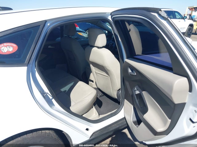 Ford FOCUS SE 2016 1FADP3K25GL380271 Image 8