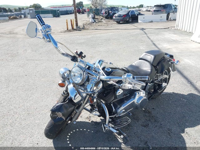 2016 HARLEY-DAVIDSON FLSTF 1HD1BXV36GC011814 Photo 1