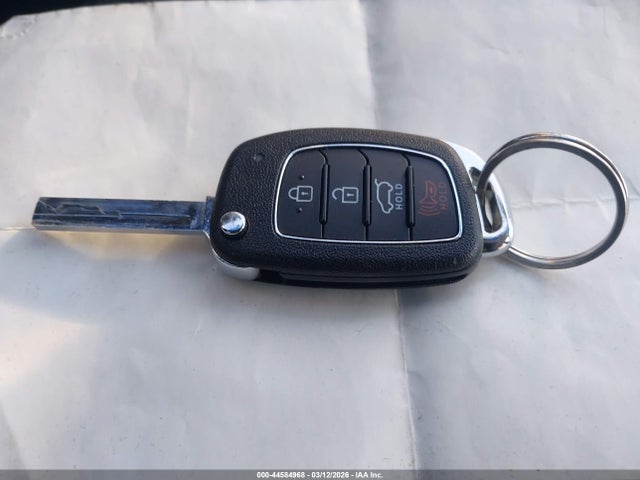 Продаж на аукціоні авто 2017 Hyundai Santa Fe Sport 2.4l, vin: 5XYZUDLB7HG387507, номер лоту: 44584968