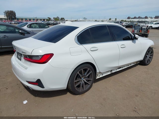 3MW5R1J56K8B01643 BMW 330I