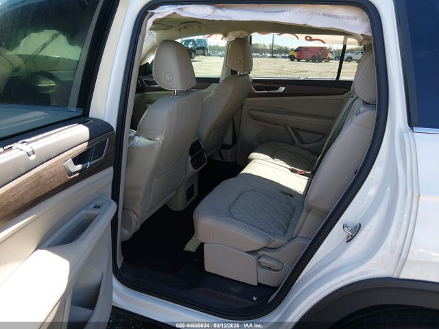 Продажа на аукционе авто 2024 Volkswagen Atlas 2.0t Sel Premium R-line, vin: 1V2FR2CA8RC617088, номер лота: 44585034