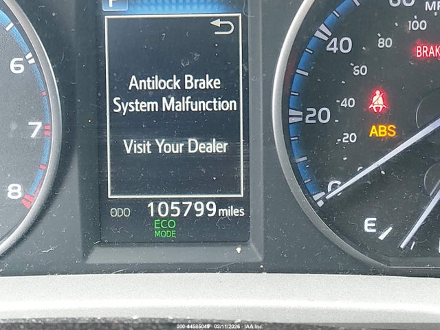 Toyota RAV4 LE 2018 2T3ZFREV4JW506989 Image 15