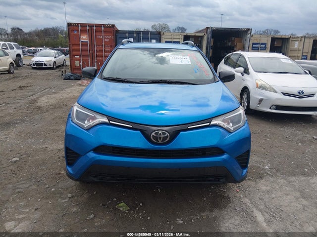 Toyota RAV4 LE 2018 2T3ZFREV4JW506989 Image 6