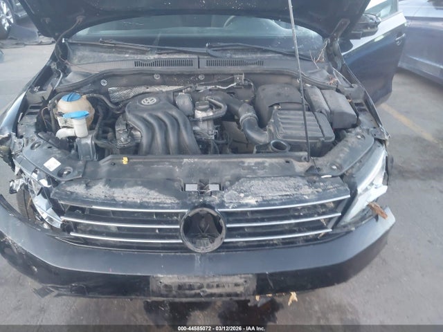 3VW1K7AJ6FM310381 Volkswagen Jetta 2.0l S