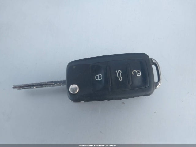 3VW1K7AJ6FM310381 Volkswagen Jetta 2.0l S