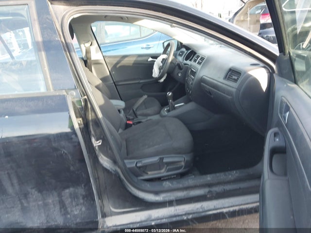 3VW1K7AJ6FM310381 Volkswagen Jetta 2.0l S