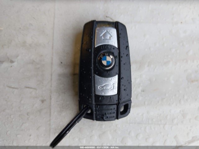 2011 BMW 328I WBAPK5C57BA993889 Photo 10