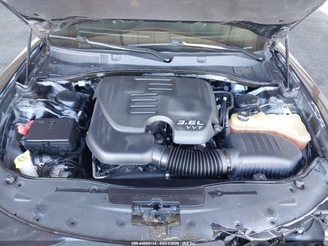 Продаж на аукціоні авто 2016 Dodge Charger Sxt, vin: 2C3CDXHG2GH317333, номер лоту: 44585114