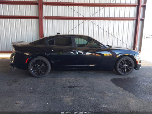 Продаж на аукціоні авто 2016 Dodge Charger Sxt, vin: 2C3CDXHG2GH317333, номер лоту: 44585114