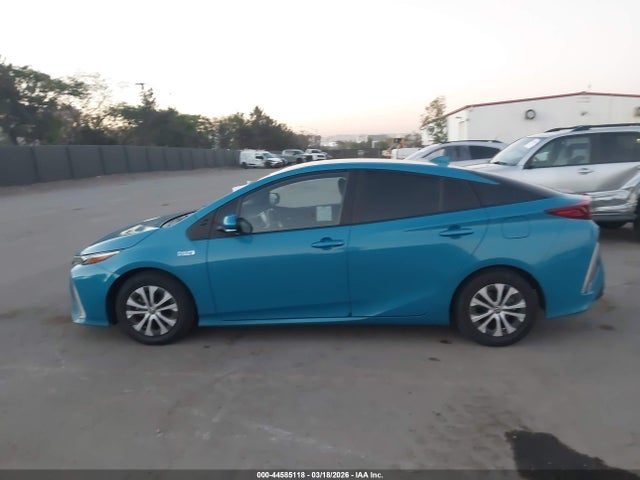 JTDKAMFP2M3172231 Toyota Prius Prime Xle