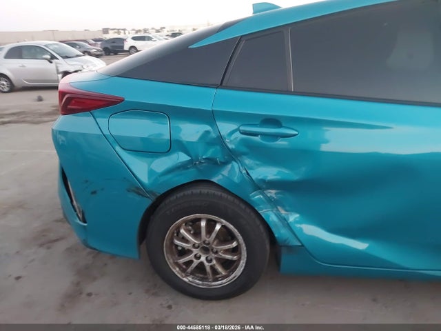 JTDKAMFP2M3172231 Toyota Prius Prime Xle