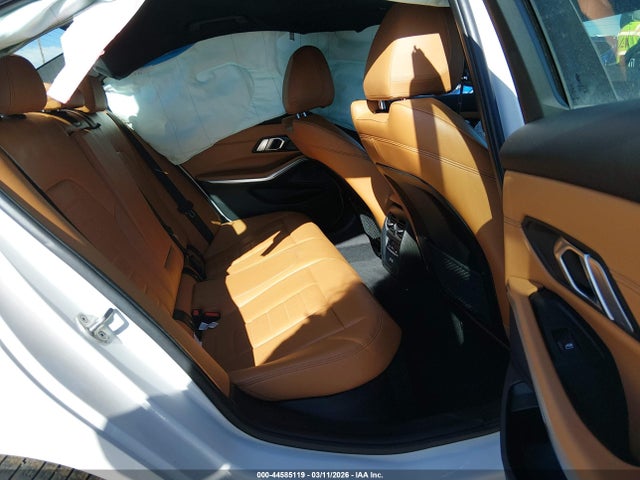 3MW5R7J05M8C21086 BMW 330i Xdrive