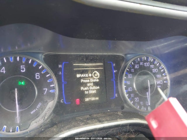 2016 CHRYSLER 200 1C3CCCAB0GN149399 Photo 6