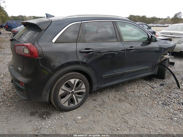 KNDCE3LG0K5015421 KIA Niro Ev Ex Premium