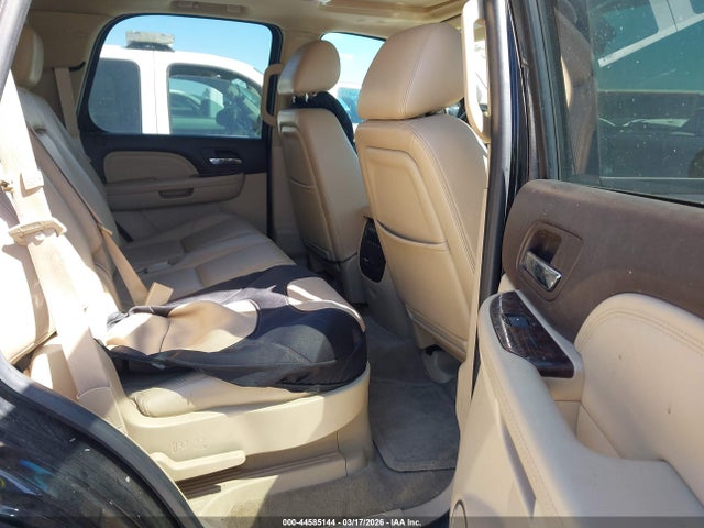 44585144 :رقم المزاد ، 1GKS1GEJ2BR230240 vin ، 2011 Gmc Yukon Hybrid Denali مزاد بيع