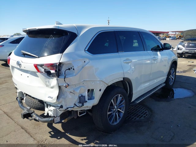 Toyota Highlander Xle 2017 5TDKZRFH9HS522084 Image 4