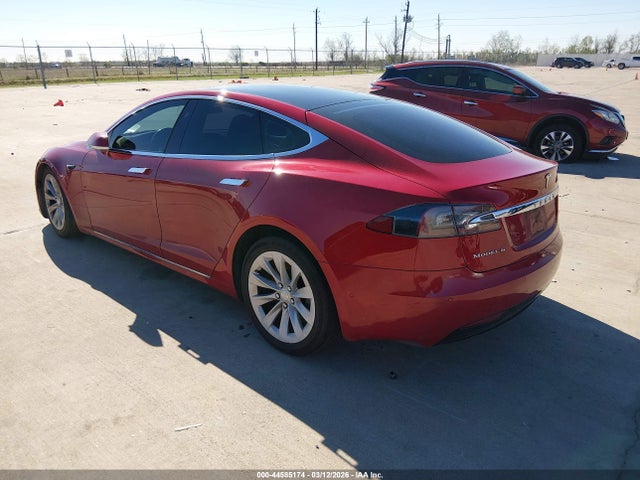 2017 TESLA MODEL S 5YJSA1E27HF198451 Photo 2